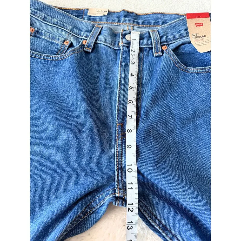 Levi’s 505 Regular Jeans Men’s 33x30 Medium Stonewash NWT Straight Leg